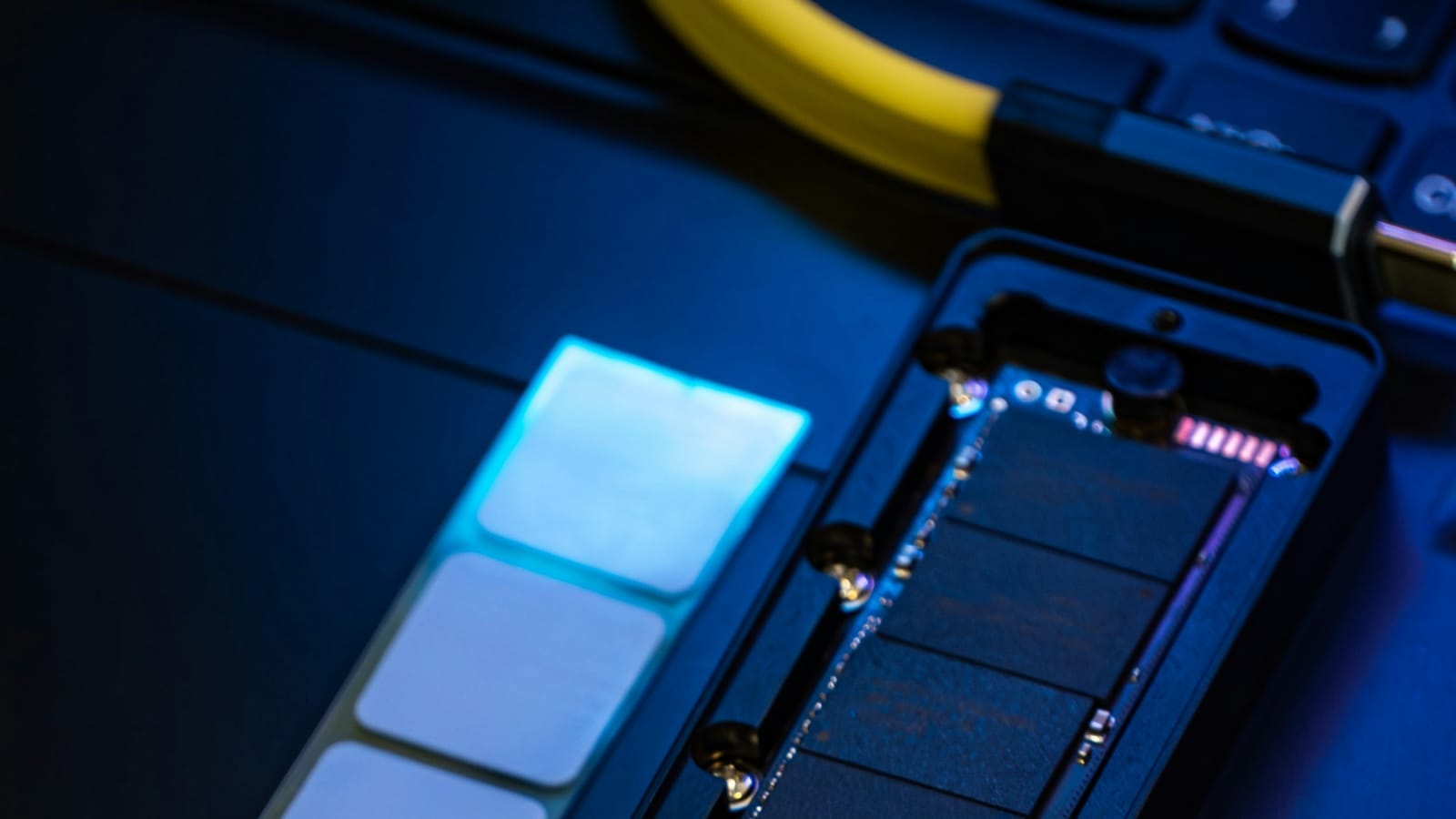 Open solid-state drive with memory chips exposed